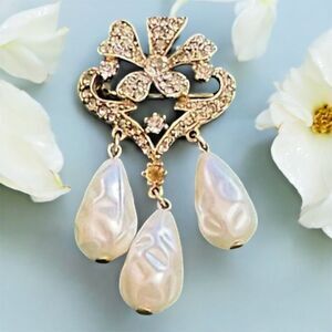 Brooch floral Rhinestone  Dangle Pearl   2.5 Inches